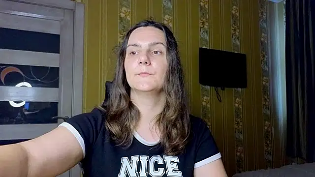 Miss-Understood webcam