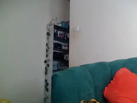 Pukigurl webcam