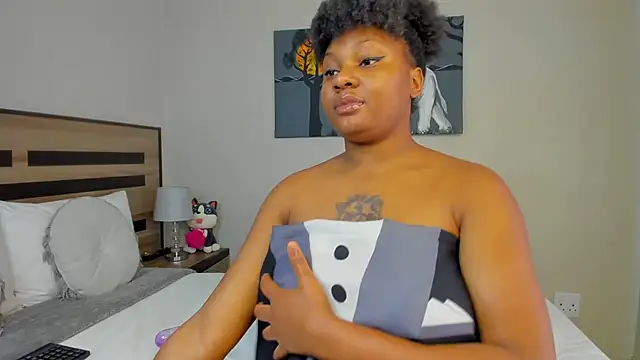 Renee-18 webcam