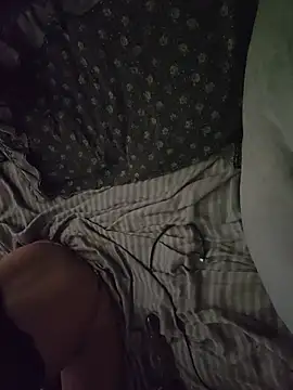 ellajval999 webcam