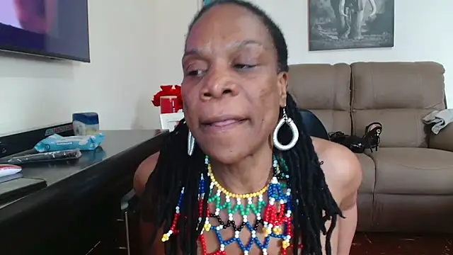 Hotcougar webcam