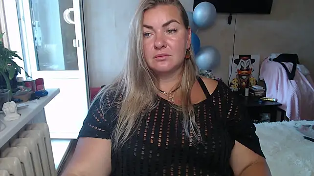 NikaSkylink booty shaking live cam