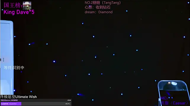 CCTW-100 live cam on StripChat