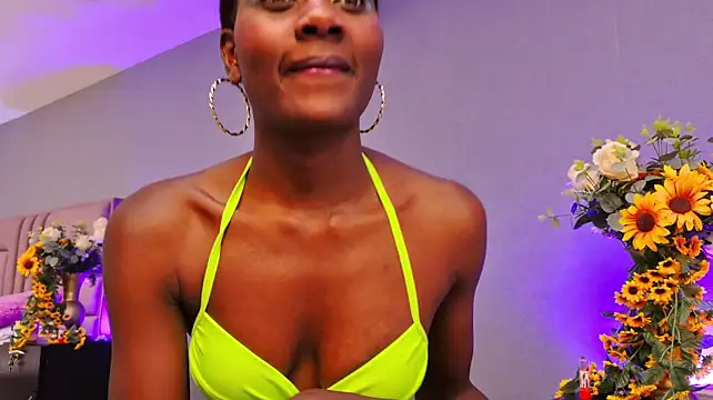 AndreeaStorm live cam on StripChat