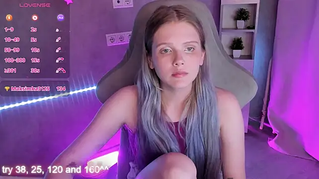 Alisa_Allison webcam