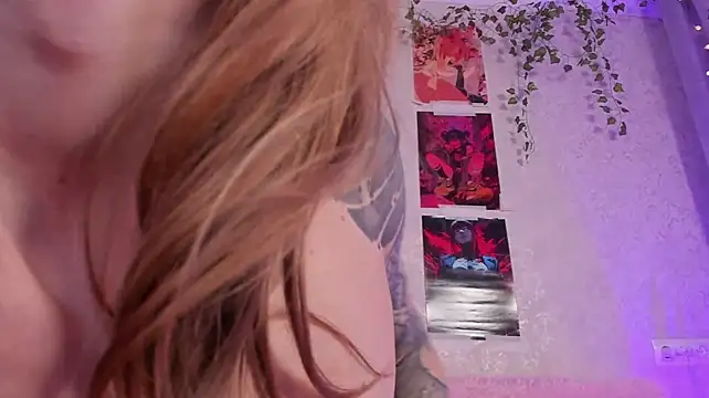 Current still of LuckySexyDoll