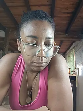 ChanneldelaCroix live cam on StripChat