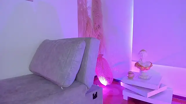 Amelie_Wine webcam