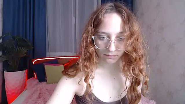 ModelGyrl webcam