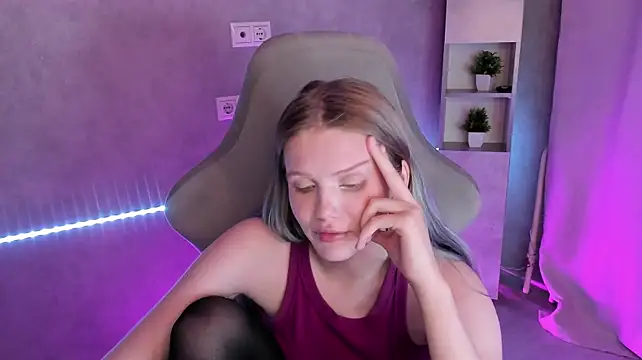 Alisa_Allison webcam