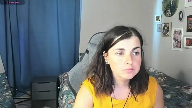 MartaEdams webcam