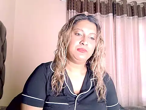 eroticbeauty37 webcam