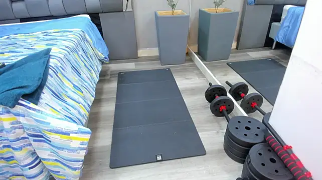 Charlie___Musk live cam on StripChat