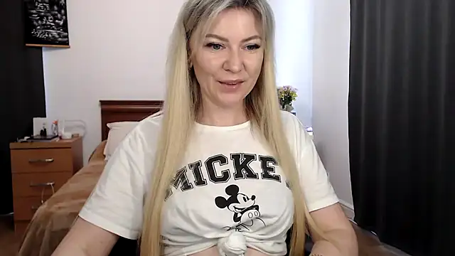 ParadiseAlina webcam