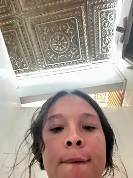 Yasmina_Noir webcam