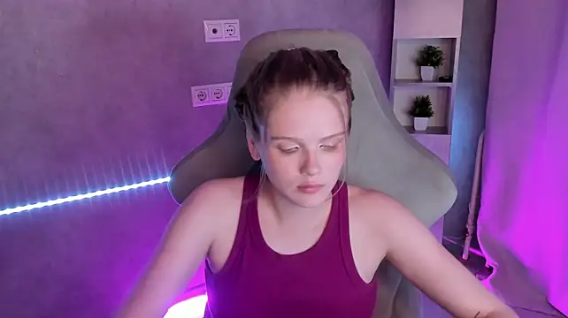 Alisa_Allison webcam