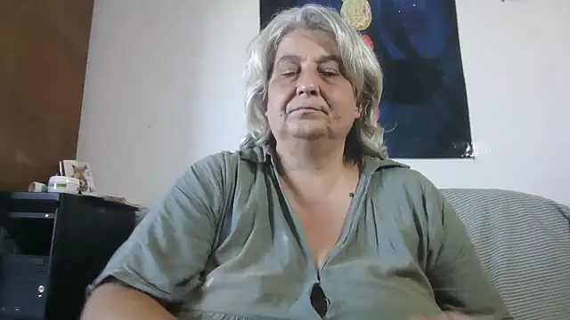 ExquisiteMature webcam