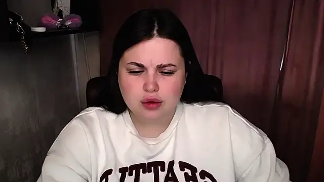 Emily_Mo webcam