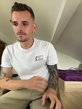 huge_cock22cm (Ask my age) - Let's have fun