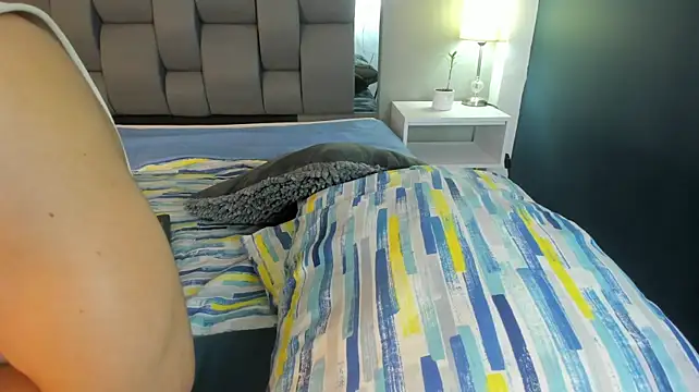 charlie___musk (M twink) - Let´s cum together!