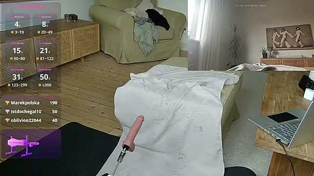 leeoslut (M young) - Spank bubblebutt