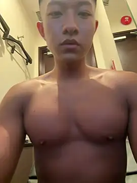Thanku_02's live cam