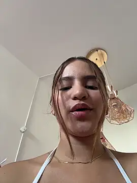 ViankaRose webcam