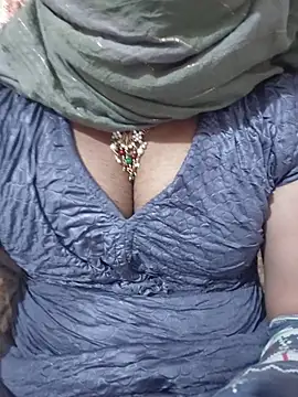BellaxTrans live cam on StripChat
