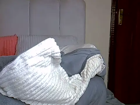 Curvytammy88 live cam on StripChat