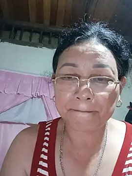 Lena_9x webcam