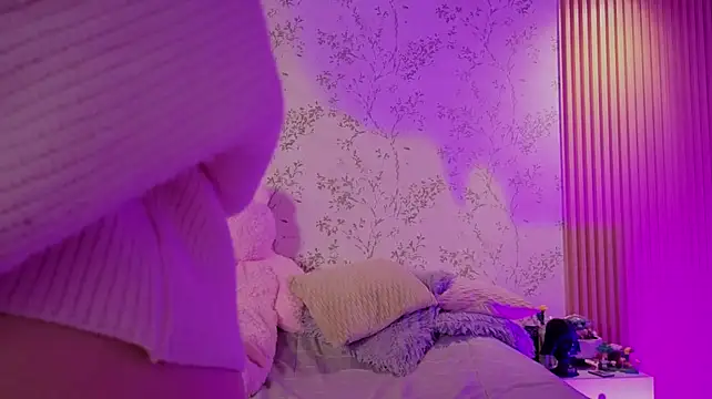 Charlotte__Miller webcam