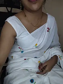 Cute-Smiely-Queen-Telugu webcam