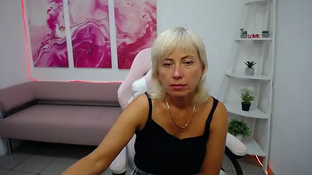 LaurenWishy webcam