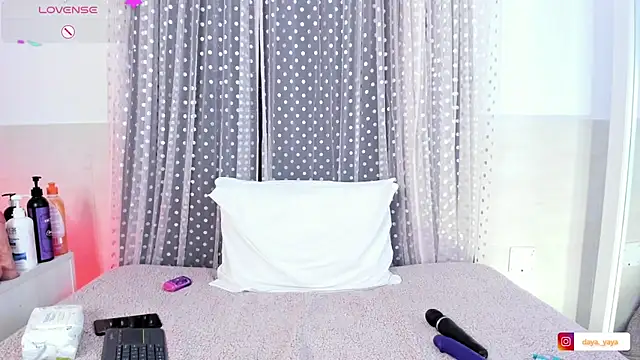 pinky__bunny webcam