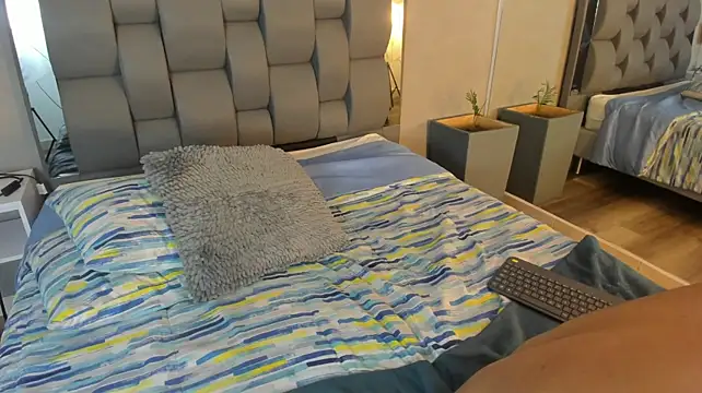 Charlie___Musk webcam