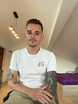 Huge_cock22cm avatar