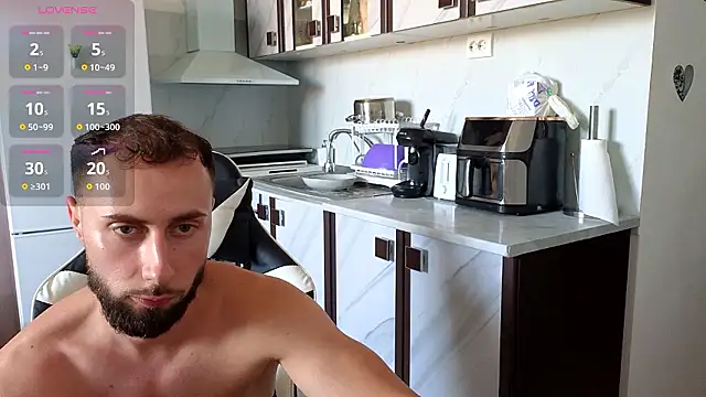 RyanStorm_ live cam on StripChat