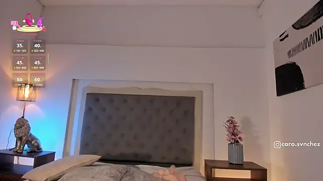 caro_sanchezz webcam
