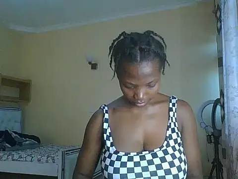 Mariana_150 live cam on StripChat