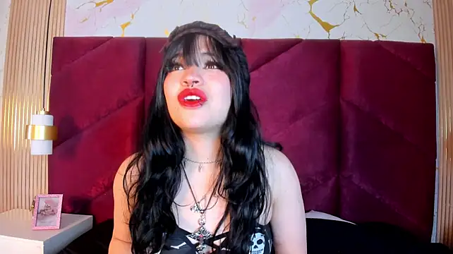 HannaRoussee webcam