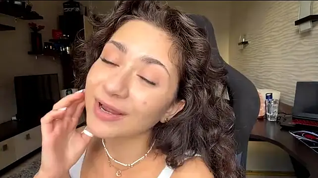JaquelynRollend live sex cam