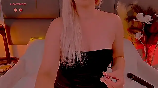 -Caty- webcam