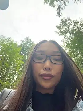 trytomakememoam webcam