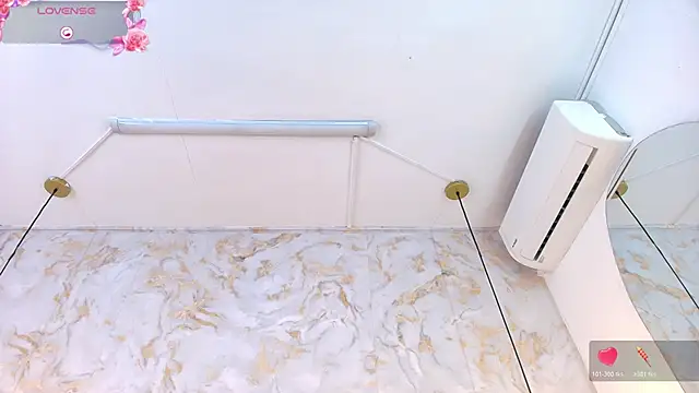 ariannaruiz webcam