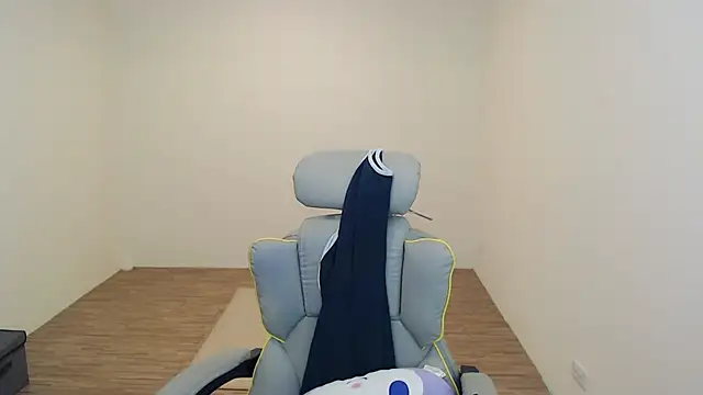 lingeringvoice webcam