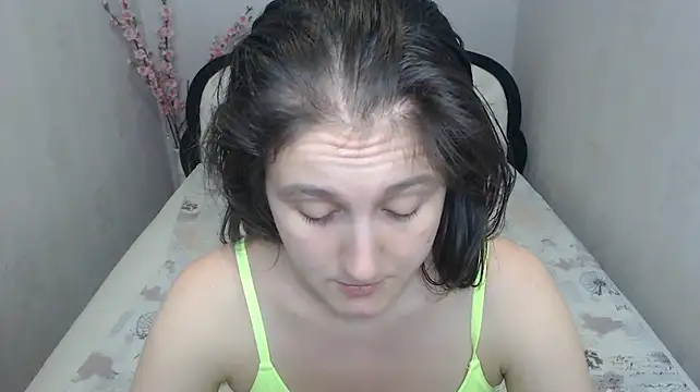 Holliy_Cooper webcam