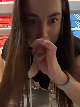 Holly_Play