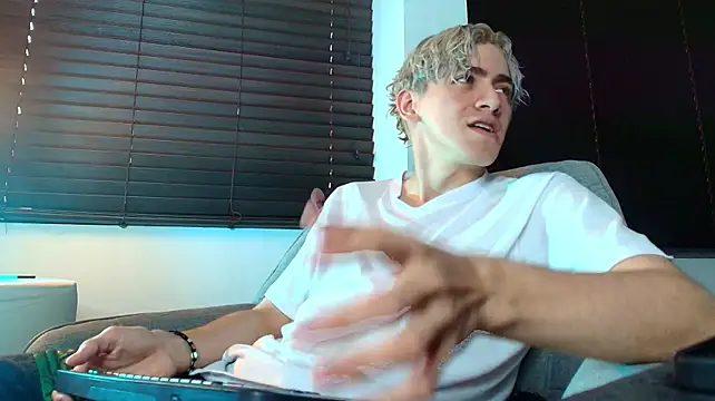 Tyler_Mcrey webcam