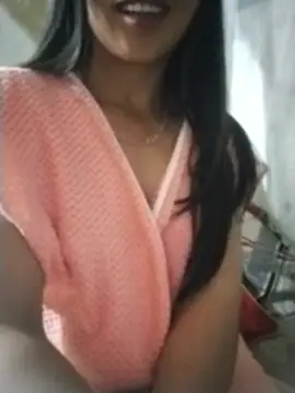 Helen-nn live cam on StripChat