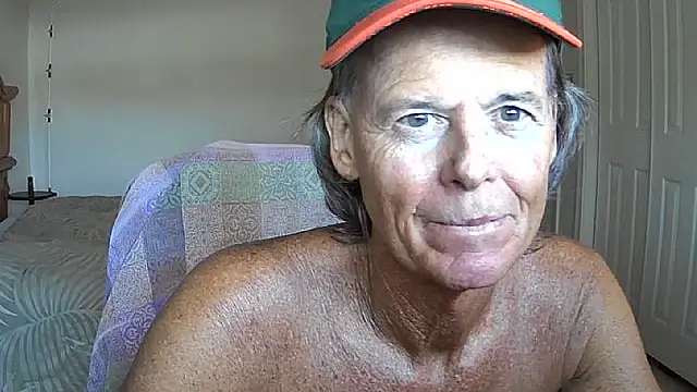nakeedcowboi65 webcam